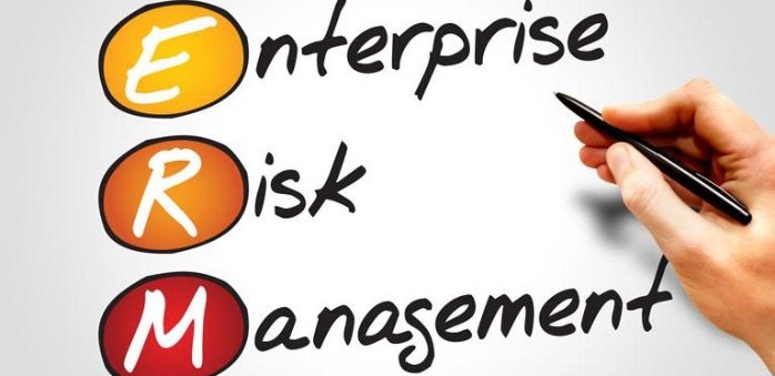 PERANAN INTERNAL AUDIT DALAM ERM (ENTERPRISE RISK MANAGEMENT)