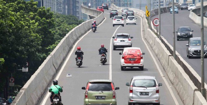 MOTOR DAN MOBIL BOROS, SIAP-SIAP BAYAR PAJAK LEBIH